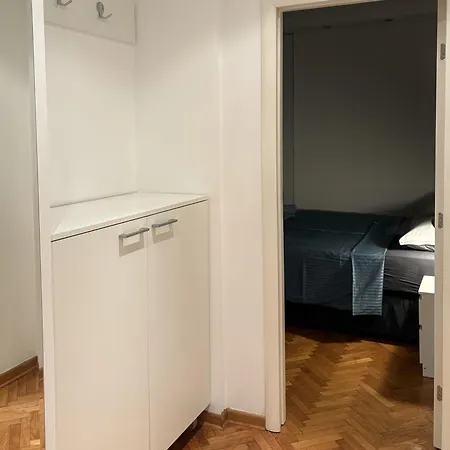 Sasha 3 - Free Parking