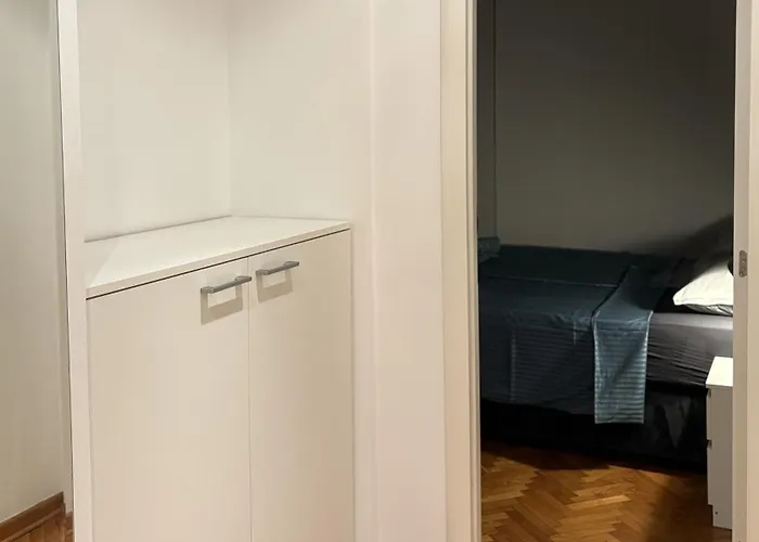 Sasha 3 - Free Parking